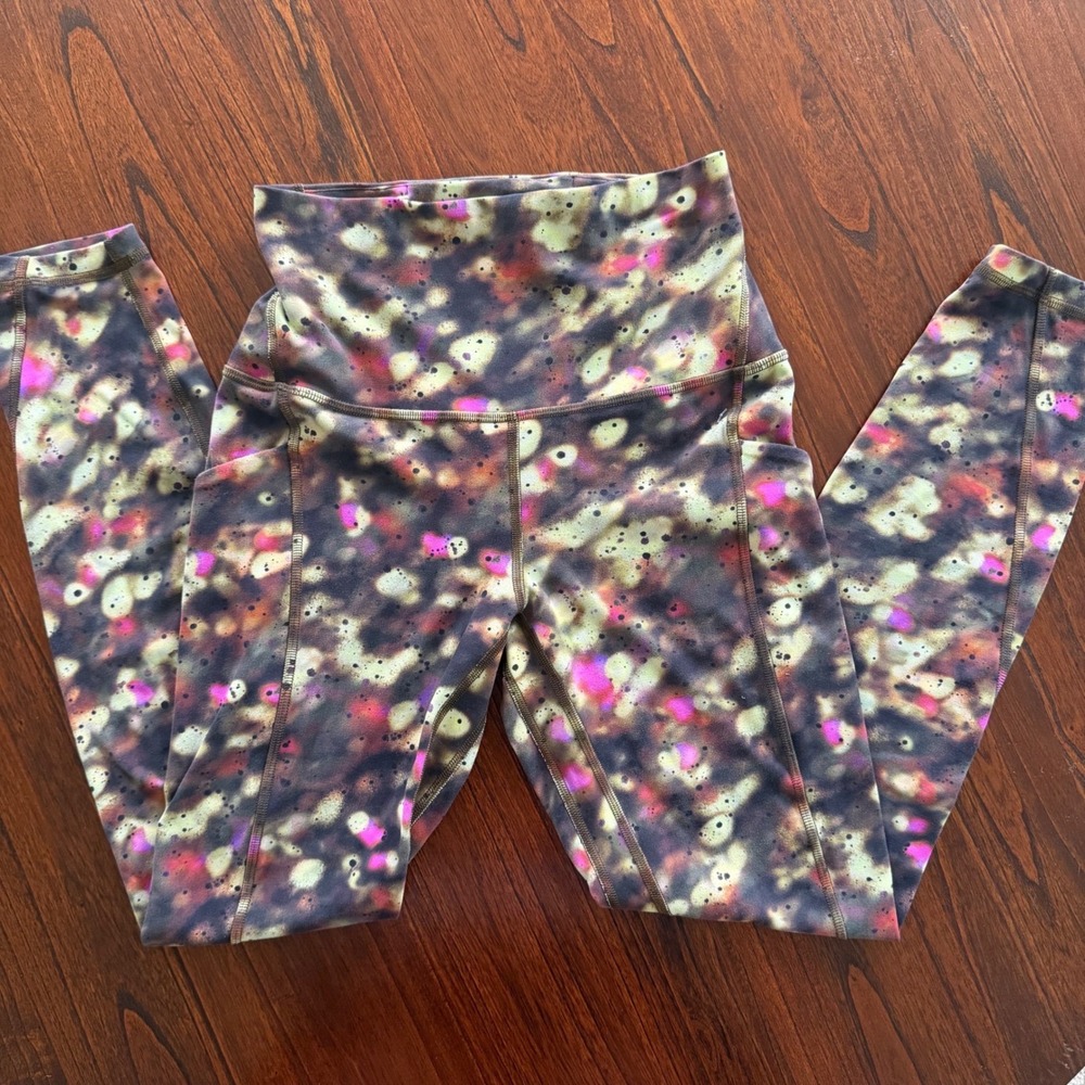 Lululemon Invigorate High-Rise Tight 25 Splatter Print Leggings Size 4 - Picture 3 of 6